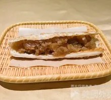 Braised Pork with Flatbread