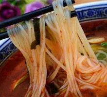 Sichuan-style Rice Noodles