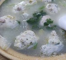 Braised Meatballs in Clay Pot
