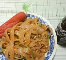 Stir-Fried Beef Tendon Noodles