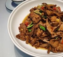 Stir-fried Pork with Smoked Bamboo Shoots