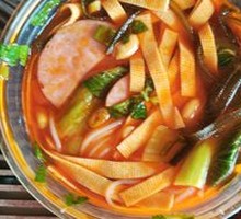 Golden Soup Rice Noodles