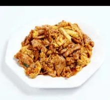 Sour Stir-Fried Egg with Wood Ear Mushrooms