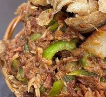 Braised Pork in Flatbread