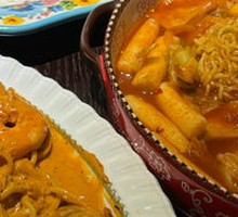 Spicy Stir-Fried Rice Noodles