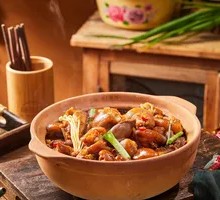 Glutinous Rice Pork Trotter Stew