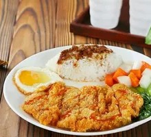 Meat Sauce Chicken Rice Bowl