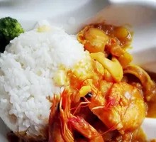 Seafood Curry Omelette Rice