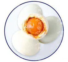 Oil-oozing Salted Duck Egg
