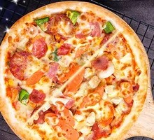 Super BBQ Meat Lover's Combo Pizza