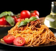 Classic Italian Meat Sauce Pasta