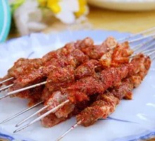 Charcoal-grilled Lamb Skewers