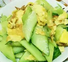 Cucumber and Egg Fried Rice