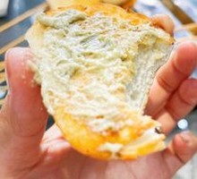 Steamed bun slices