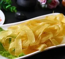 Oil-soaked tofu skin