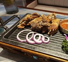 Charcoal-Grilled Lamb Ribs