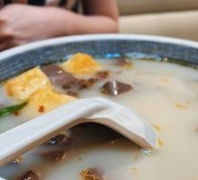 Duck Blood and Vermicelli Soup