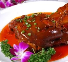 Crispy Pork Knuckle