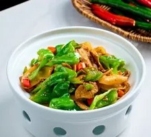 Thai Uncle Pepper Stir-Fried Pork
