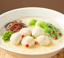 Bouncy Fish Ball Noodles