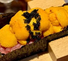 Sea Urchin Hot Dog
