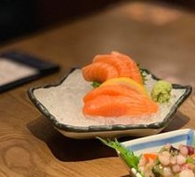Thick-cut Salmon