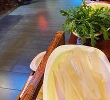 Wide Rice Noodles