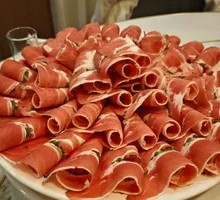 Goat Meat with Sand Onion