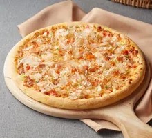 Japanese Shrimp Caviar Pizza
