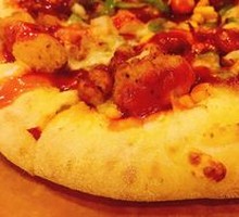 Spicy Crawfish & Tender Chicken Pizza