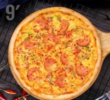 Sichuan Spicy BBQ Sausage Pizza