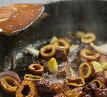 Garlic Pork Intestines