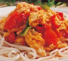 Tomato and Egg Noodles