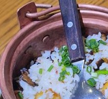 Stewed Rice with Beef Liver and Copper Pot