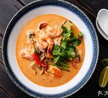 Tom Yum Seafood Soup