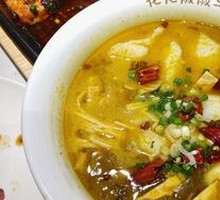 Spicy Fish with Pickled Cabbage (Boneless)