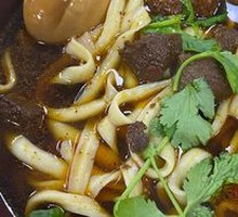 Beef Daoxiao Noodles