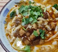 Braised Pork with Knife-Cut Noodles