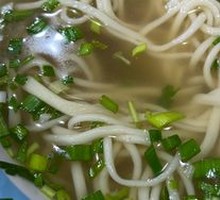 Scallion Stir-Fried Beef Noodles