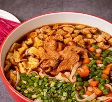 Qishan Sautéed Pork Noodles