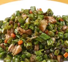 Minced Pork with Green Beans and Preserved Vegetable