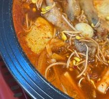 Spicy Chicken Feet Pot