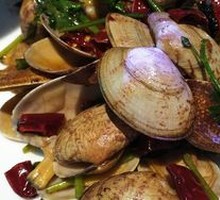 Spicy Stir-Fried Clams