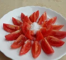 Tomato with sugar