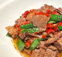 Stir-Fried Pig Liver with Bold Flavor