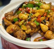 Sichuan-style Frog with Perilla