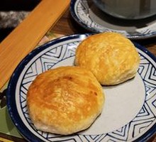 Yunnan Fresh-Baked Rose Flower Cake