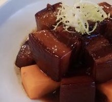 Yuyuan Braised Pork