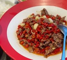 Stir-Fried Beef with Yellow Onion