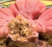 Peach Blossom Pastry